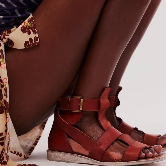 Free People Vienna Sandals NWOT - Picture 1 of 5